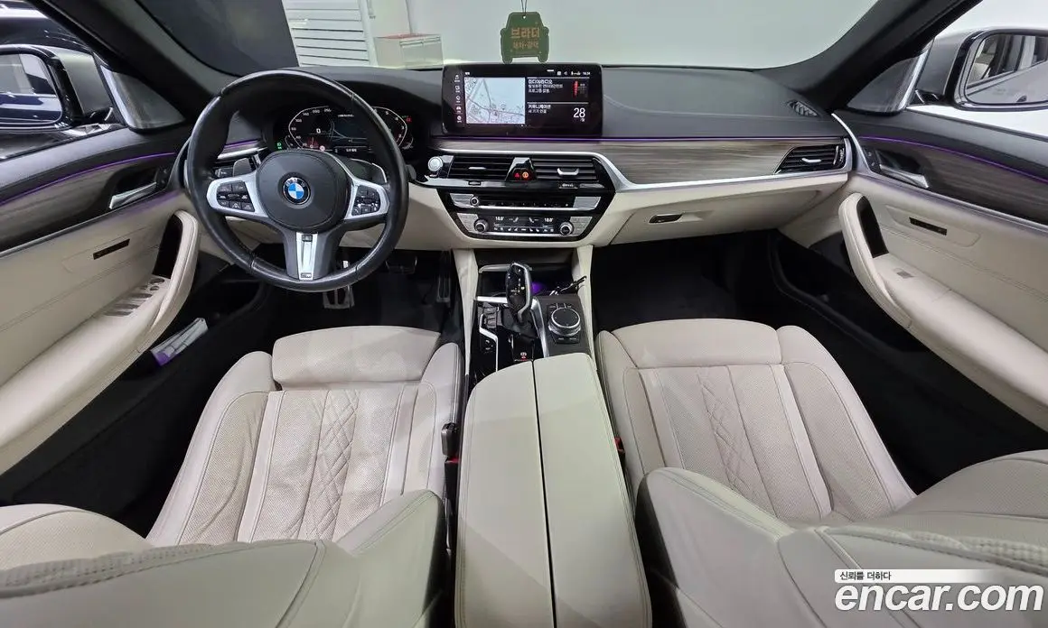 BMW 5 серия 2020 4.4 автомат (гидро), фото 10
