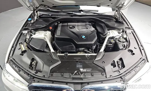 BMW 5 серия 2020 2.0 автомат (гидро), миниатюра 5 BMW 5 серия 2020 2.0 автомат (гидро), миниатюра 5