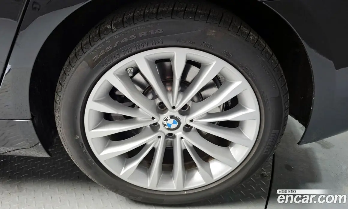 BMW 5 серия 2023 2.0 автомат (гидро), фото 7 BMW 5 серия 2023 2.0 автомат (гидро), фото 7