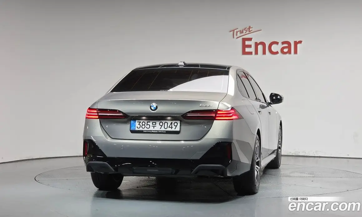 BMW 5 серия 2025 2.0 автомат (гидро), фото 3 BMW 5 серия 2025 2.0 автомат (гидро), фото 3