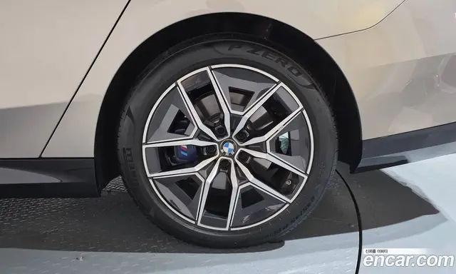 BMW 5 серия 2025 2.0 автомат (гидро), миниатюра 6 BMW 5 серия 2025 2.0 автомат (гидро), миниатюра 6