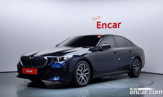 BMW 5 серия, 2025, 10 598 км