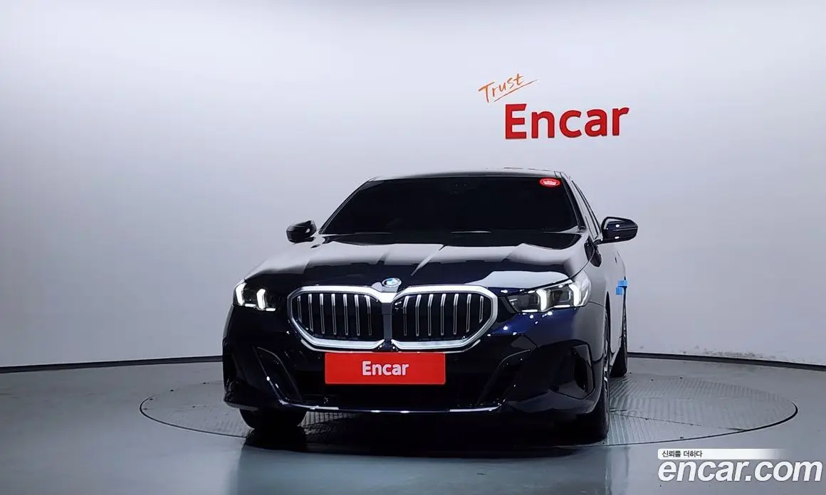 BMW 5 серия 2025 2.0 автомат (гидро), фото 3 BMW 5 серия 2025 2.0 автомат (гидро), фото 3