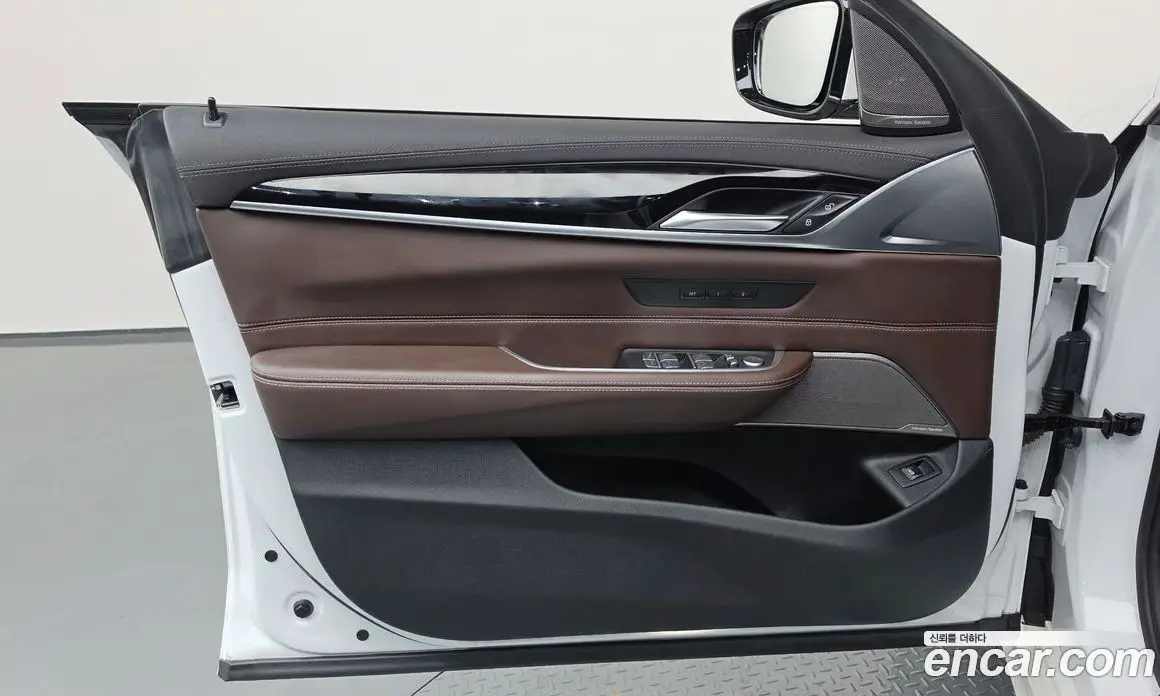 BMW 6 серия 2022 3.0 автомат (гидро), фото 12