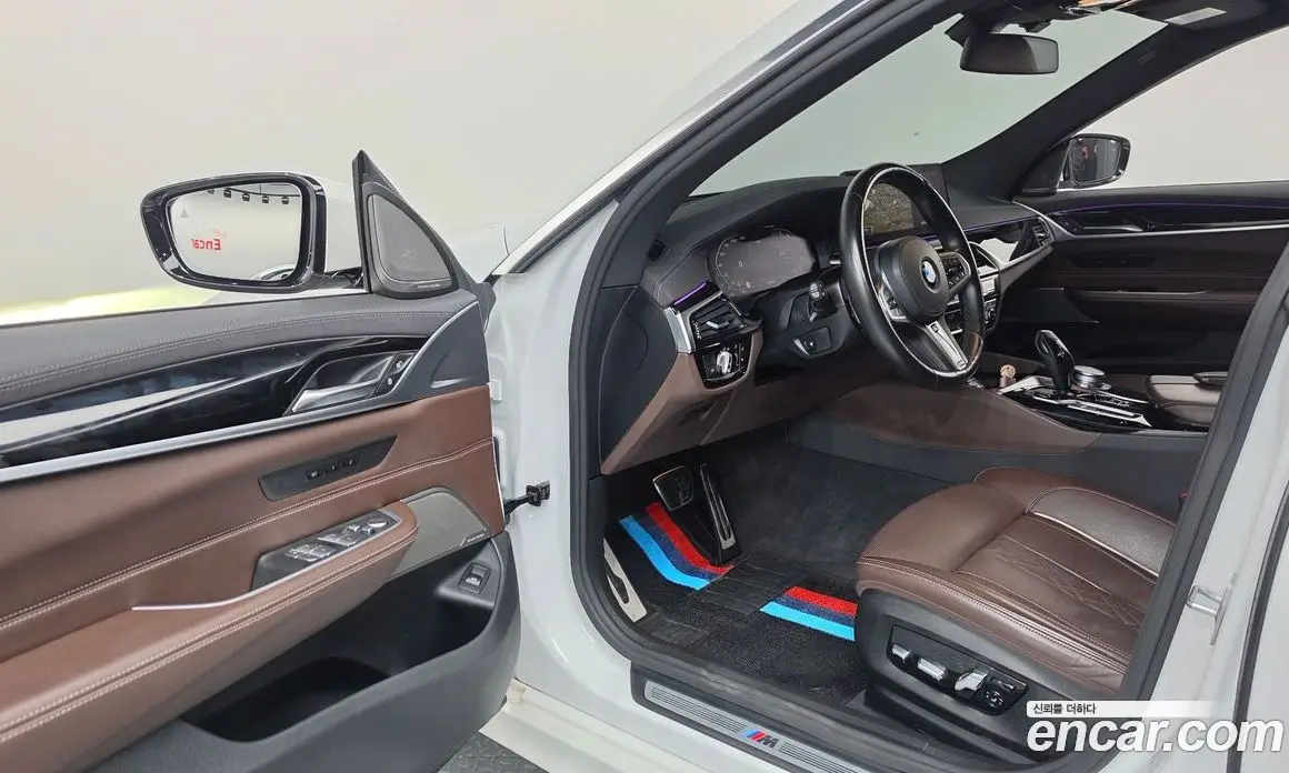 BMW 6 серия 2022 3.0 автомат (гидро), фото 15