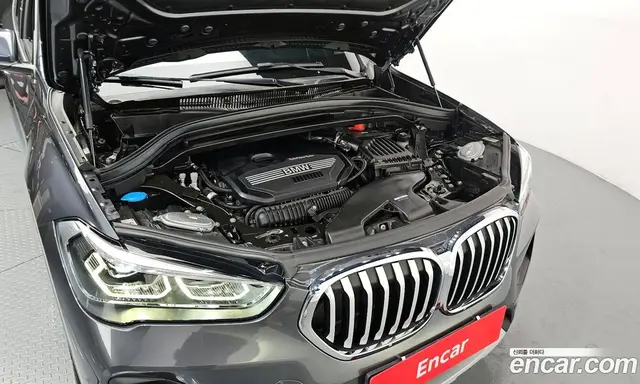 BMW X1 2022 2.0 автомат (гидро), миниатюра 6