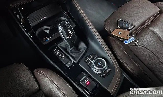 BMW X1 2022 2.0 автомат (гидро), миниатюра 11