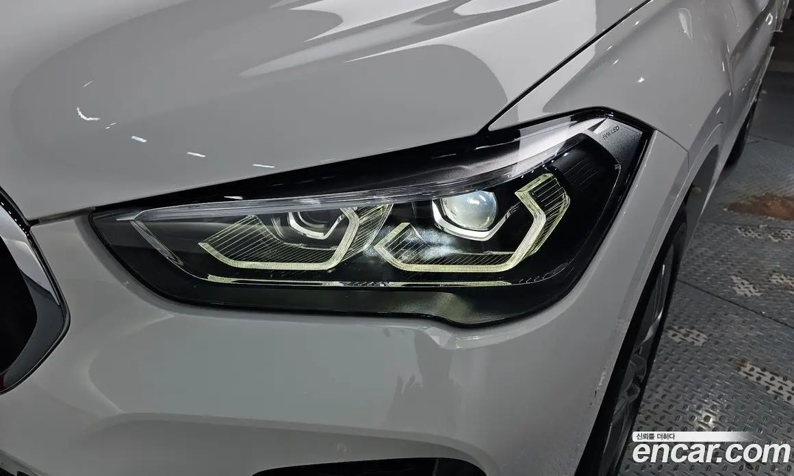 BMW X1 2022 2.0 автомат (гидро), фото 7