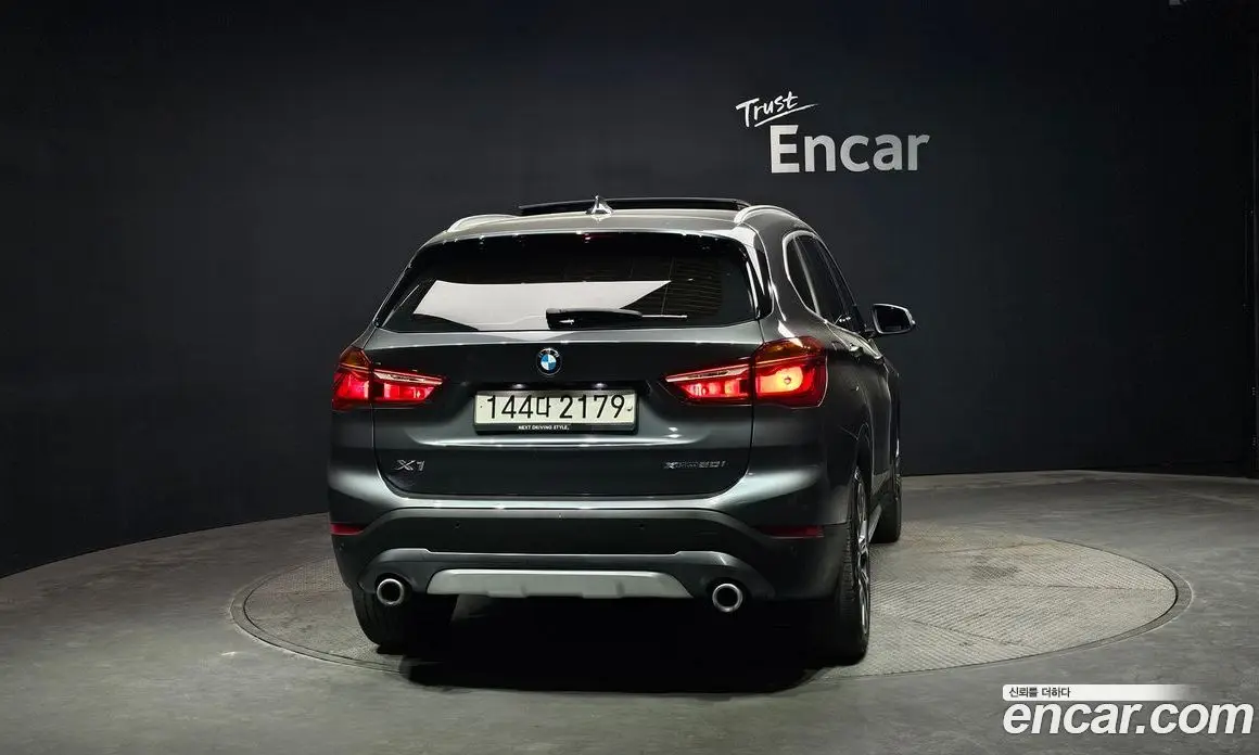 BMW X1 2022 2.0 автомат (гидро), фото 4
