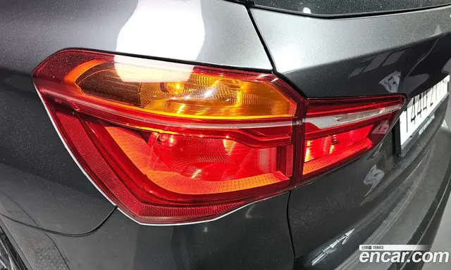 BMW X1 2022 2.0 автомат (гидро), миниатюра 9