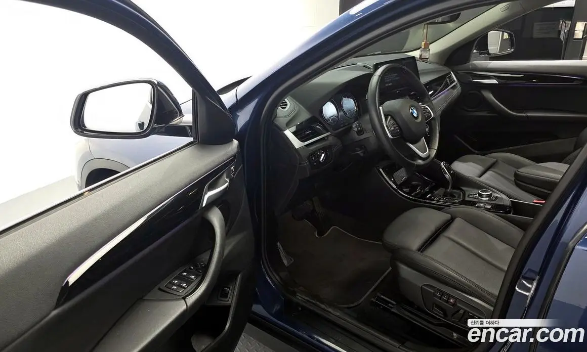 BMW X2 2022 2.0 автомат (гидро), фото 13