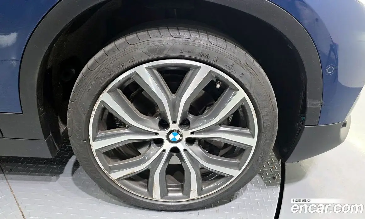 BMW X2 2022 2.0 автомат (гидро), фото 7