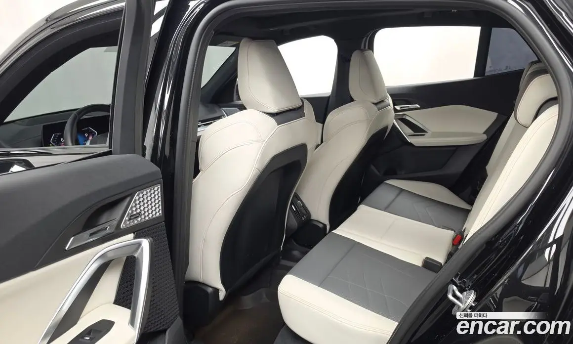 BMW X2 2025 2.0 автомат (гидро), фото 16 BMW X2 2025 2.0 автомат (гидро), фото 16