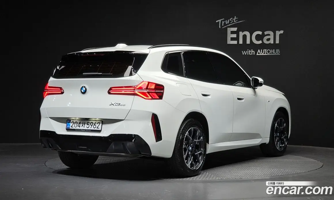 BMW X3 2025 2.0 автомат (гидро), фото 1 BMW X3 2025 2.0 автомат (гидро), фото 1