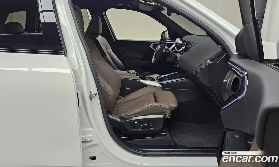 BMW X3 2025 2.0 автомат (гидро), фото 15 BMW X3 2025 2.0 автомат (гидро), фото 15