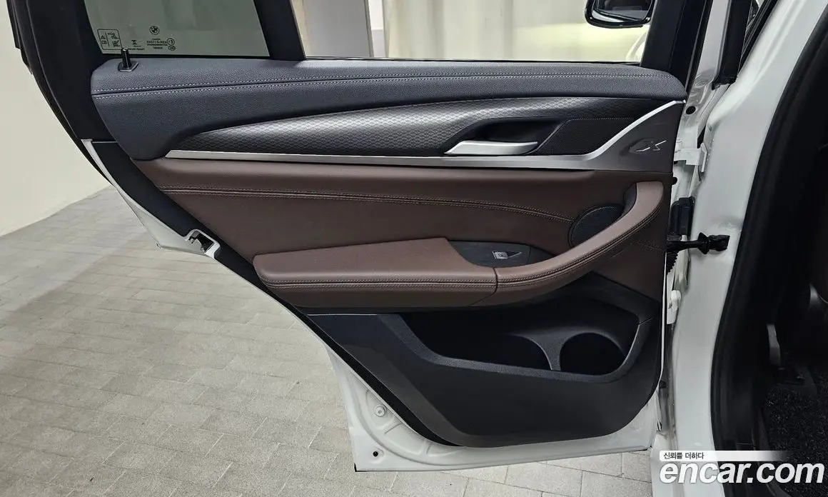 BMW X4 2023 2.0 автомат (гидро), фото 14