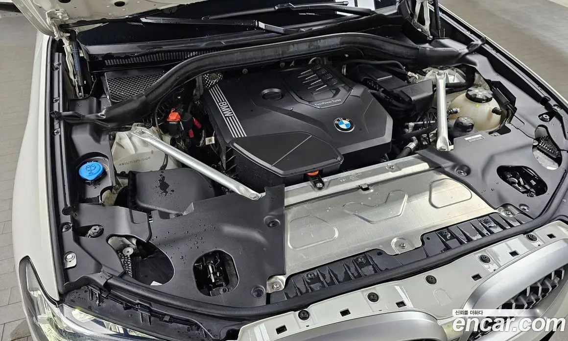 BMW X4 2023 2.0 автомат (гидро), фото 5