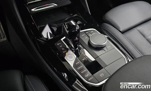 BMW X4 2025 2.0 автомат (гидро), миниатюра 12