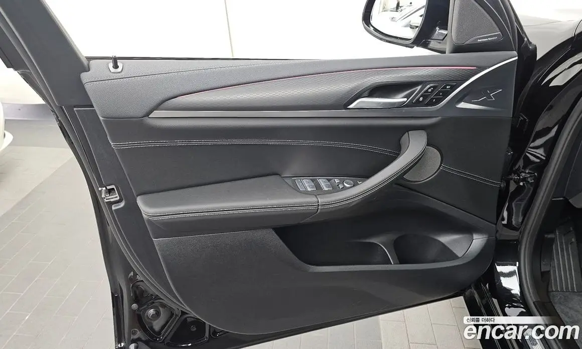BMW X4 2025 2.0 автомат (гидро), фото 14