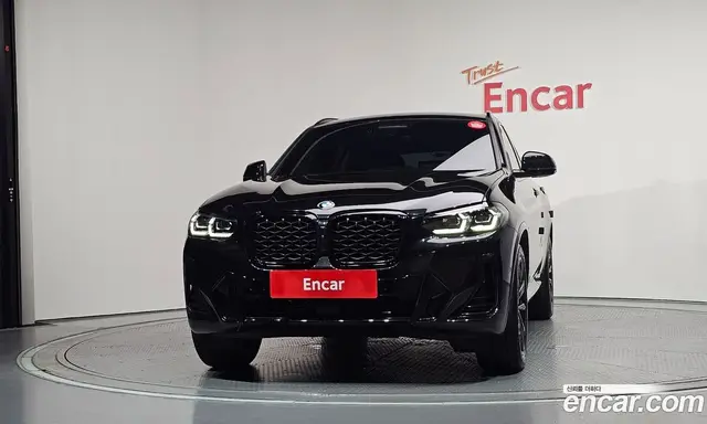 BMW X4 2025 2.0 автомат (гидро), миниатюра 3