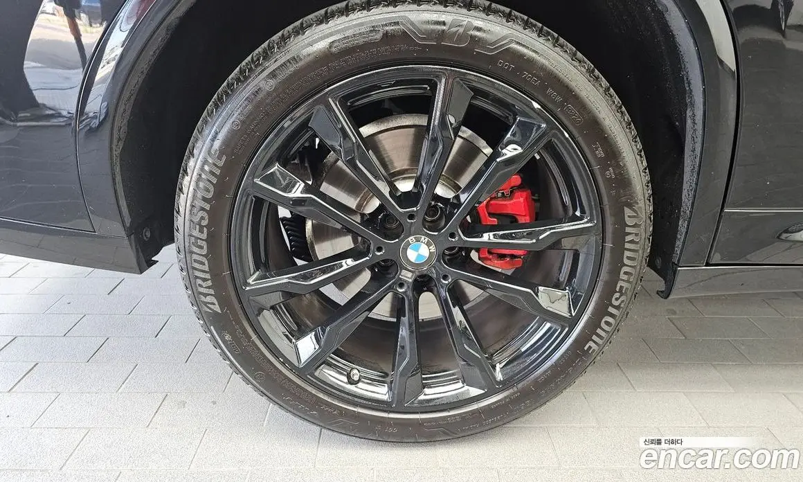 BMW X4 2025 2.0 автомат (гидро), фото 5