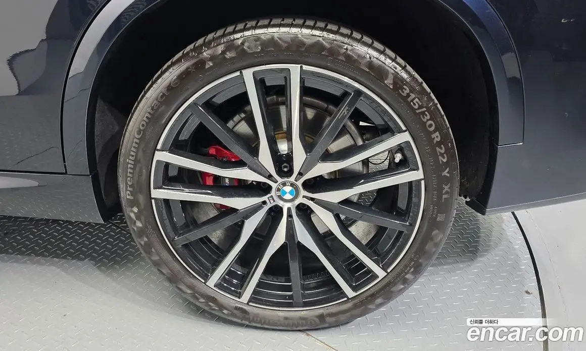BMW X5 2022 4.4 автомат (гидро), фото 7