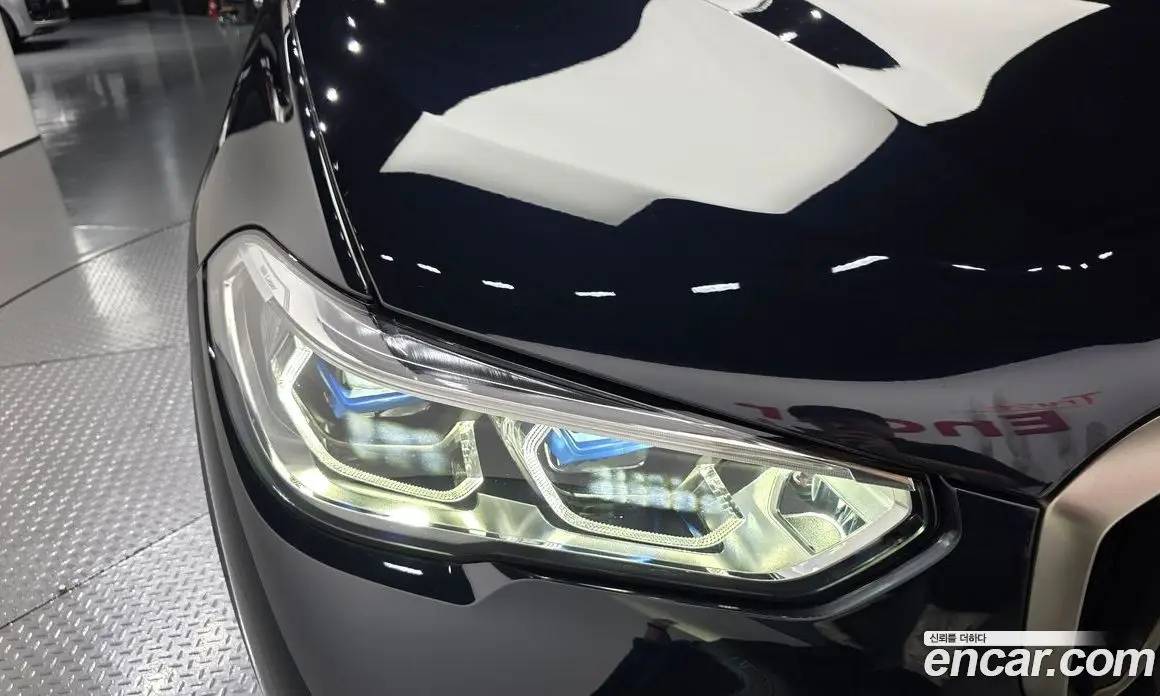 BMW X5 2022 4.4 автомат (гидро), фото 8