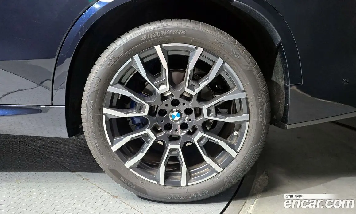 BMW X5 2025 3.0 автомат (гидро), фото 7