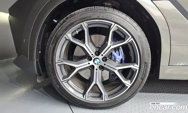 BMW X6 2022 3.0 автомат (гидро), миниатюра 5 BMW X6 2022 3.0 автомат (гидро), миниатюра 5