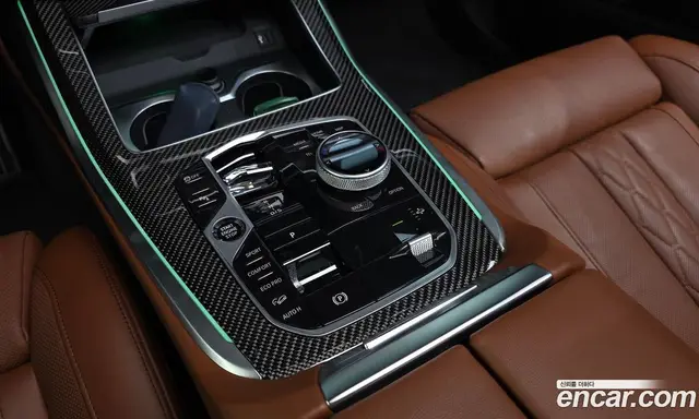 BMW X7 2025 3.0 автомат (гидро), миниатюра 11