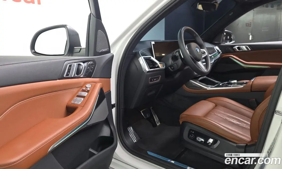 BMW X7 2025 3.0 автомат (гидро), фото 12