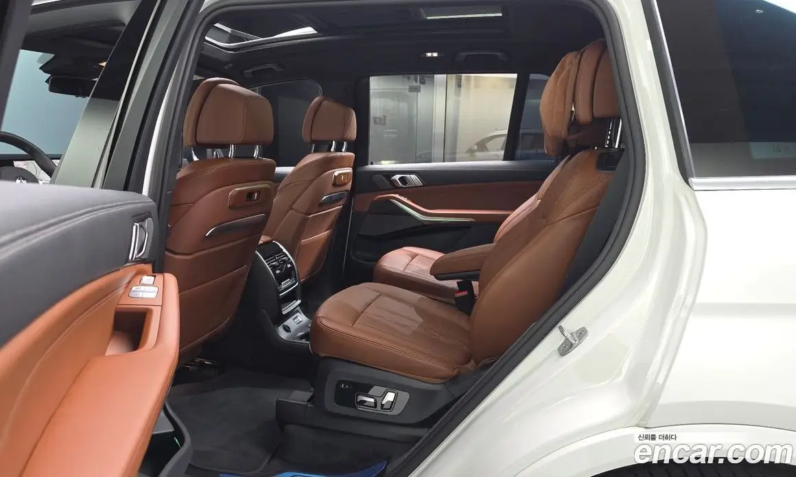 BMW X7 2025 3.0 автомат (гидро), фото 15