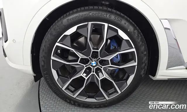 BMW X7 2025 3.0 автомат (гидро), миниатюра 4