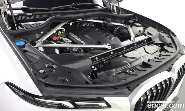 BMW X7 2025 3.0 автомат (гидро), миниатюра 5
