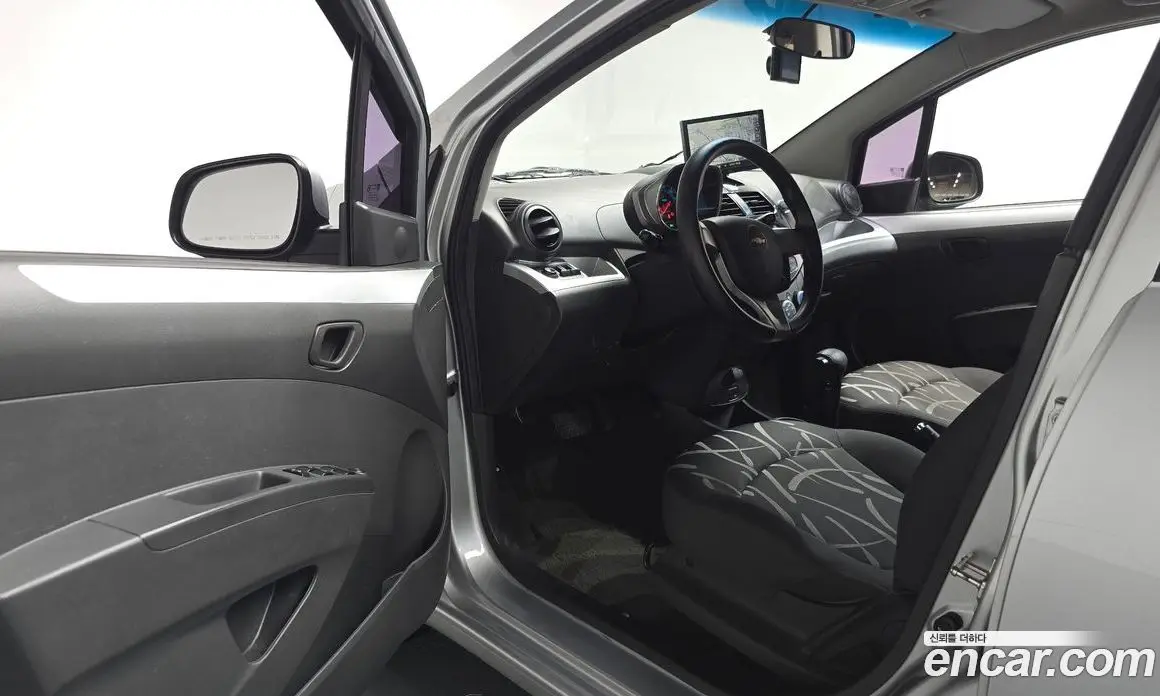 Chevrolet Spark 2013 1.0 автомат (гидро), фото 13
