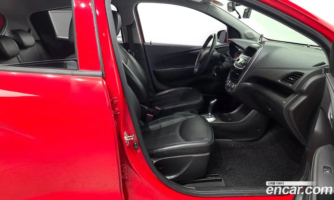Chevrolet Spark 2017 1.0 автомат (гидро), фото 16