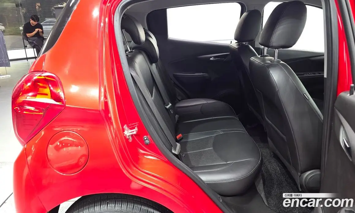 Chevrolet Spark 2017 1.0 автомат (гидро), фото 17