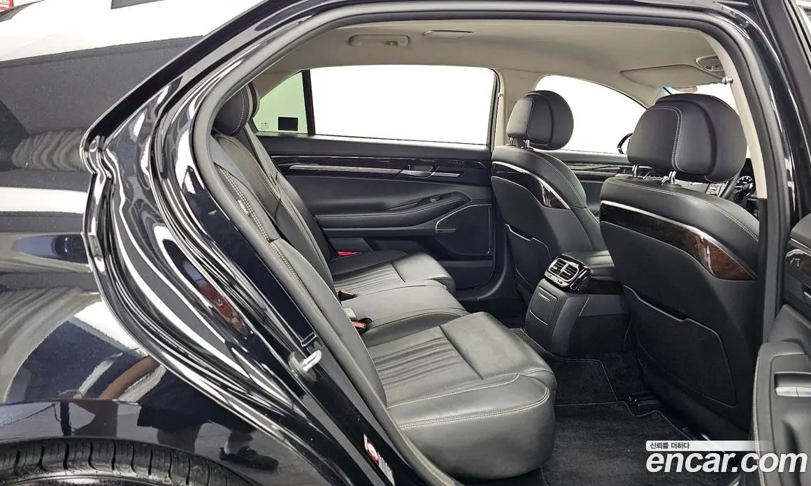 Genesis G90 2020 3.8 автомат (гидро), фото 18 Genesis G90 2020 3.8 автомат (гидро), фото 18