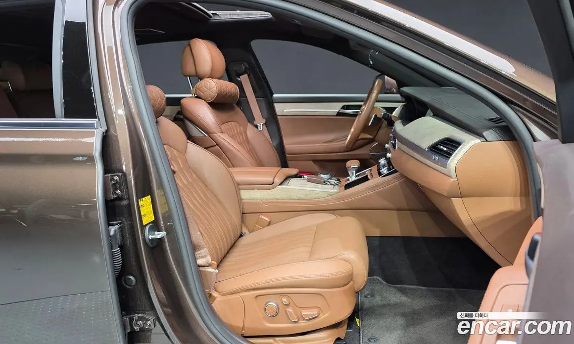 Genesis G90 2021 3.8 автомат (гидро), фото 16 Genesis G90 2021 3.8 автомат (гидро), фото 16