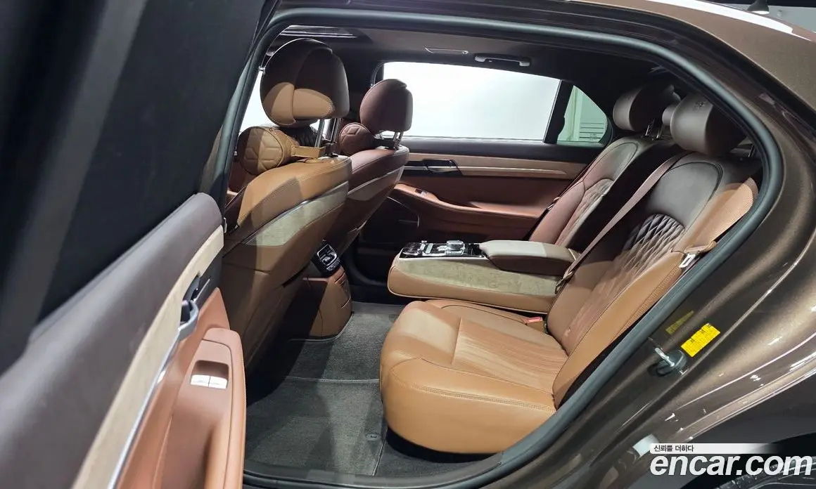Genesis G90 2021 3.8 автомат (гидро), фото 17 Genesis G90 2021 3.8 автомат (гидро), фото 17