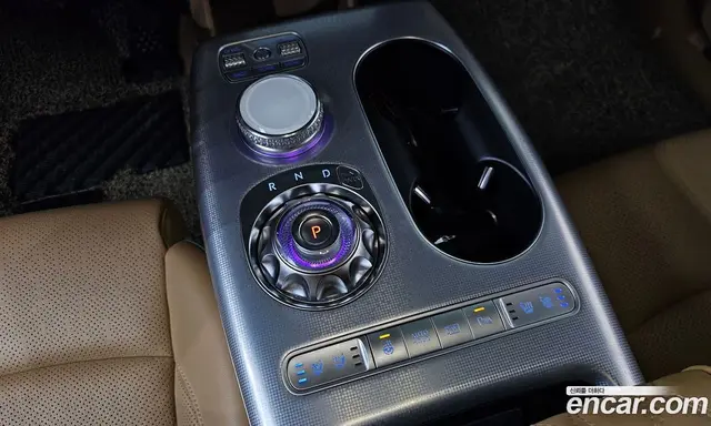 Genesis GV60 2021 0.1 автомат (гидро), миниатюра 12