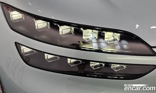 Genesis GV60 2021 0.1 автомат (гидро), миниатюра 8 Genesis GV60 2021 0.1 автомат (гидро), миниатюра 8