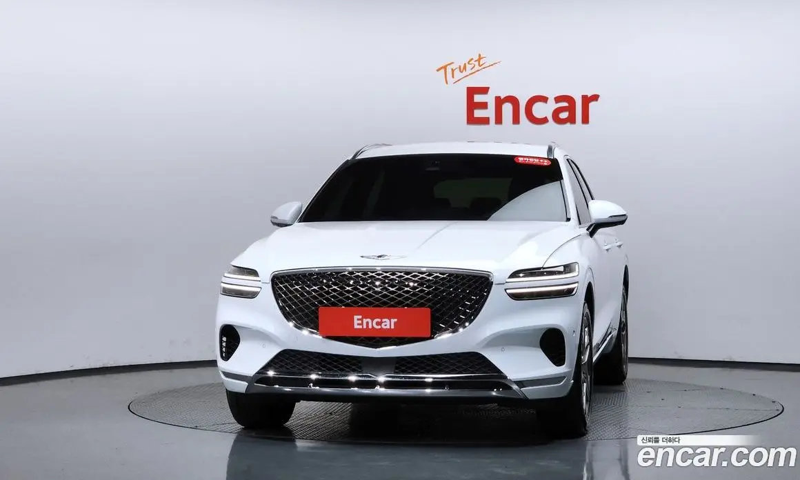 Genesis GV70 2021 2.5 автомат (гидро), фото 1 Genesis GV70 2021 2.5 автомат (гидро), фото 1
