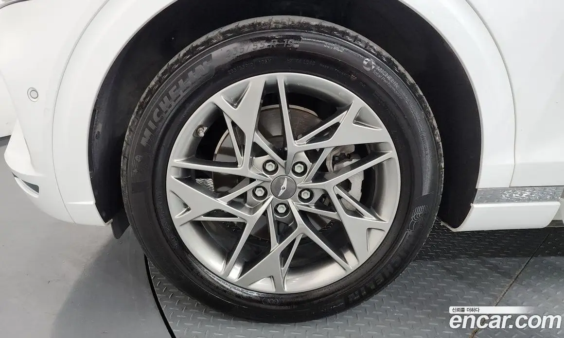 Genesis GV70 2021 2.5 автомат (гидро), фото 2 Genesis GV70 2021 2.5 автомат (гидро), фото 2