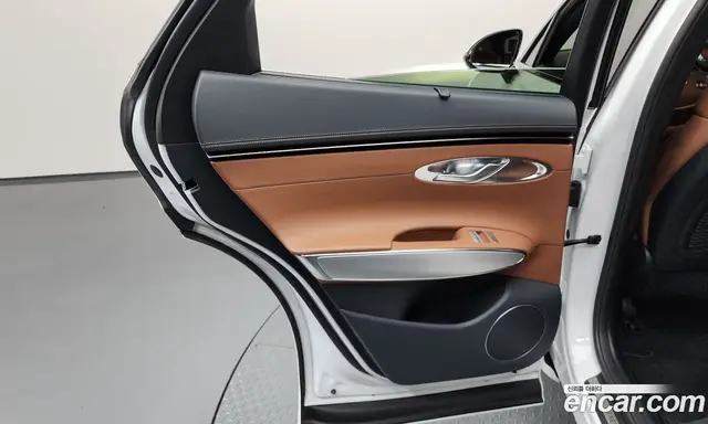 Genesis GV70 2021 2.5 автомат (гидро), миниатюра 12