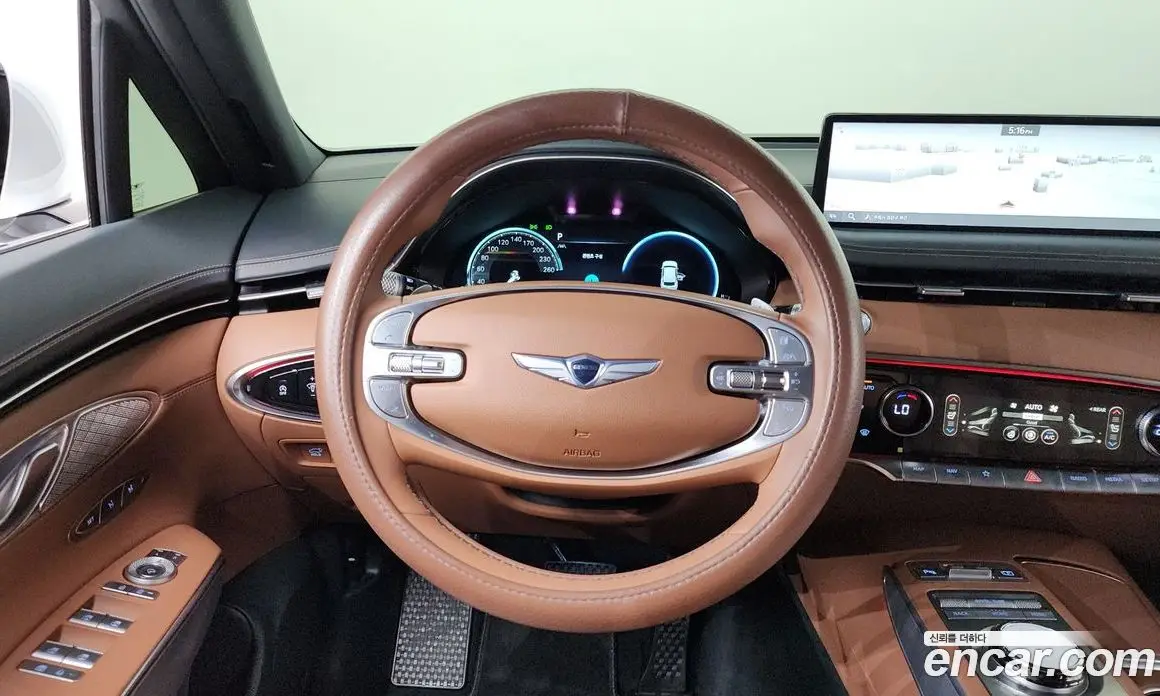 Genesis GV70 2021 2.5 автомат (гидро), фото 16 Genesis GV70 2021 2.5 автомат (гидро), фото 16