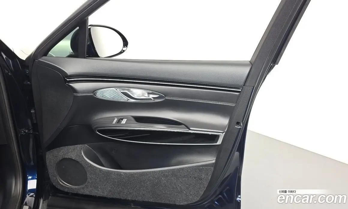 Genesis GV70 2021 2.2 автомат (гидро), фото 14 Genesis GV70 2021 2.2 автомат (гидро), фото 14
