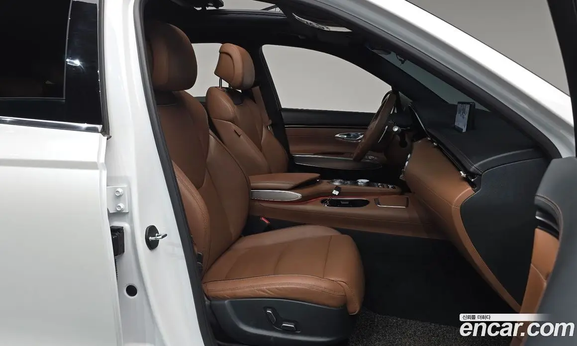 Genesis GV70 2021 2.5 автомат (гидро), фото 16 Genesis GV70 2021 2.5 автомат (гидро), фото 16