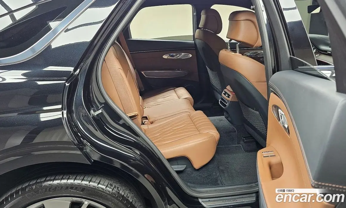 Genesis GV70 2022 2.5 автомат (гидро), фото 17