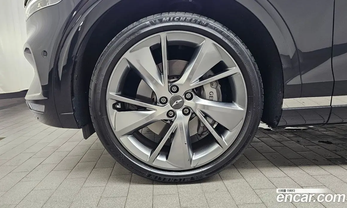 Genesis GV70 2022 2.5 автомат (гидро), фото 5